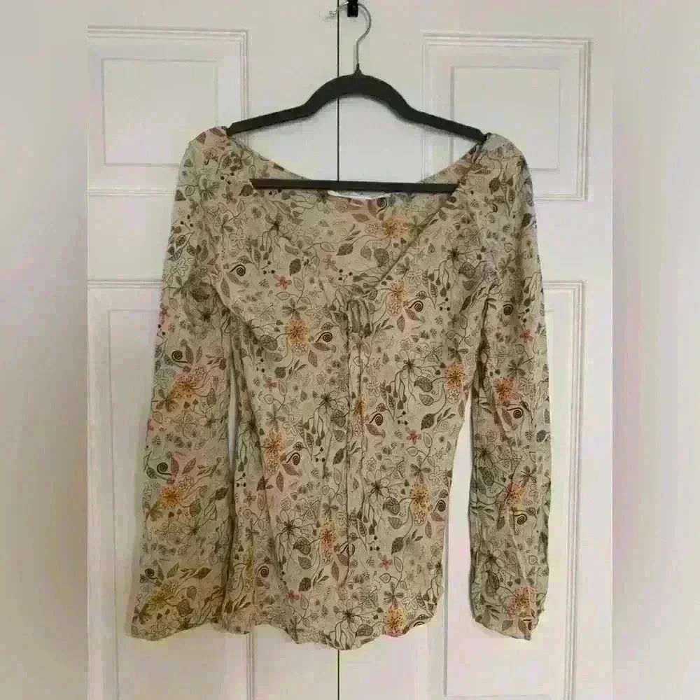 DIANE VON FURSTENBERG SILK  TIE FRONT BLOUSE SIZE 4